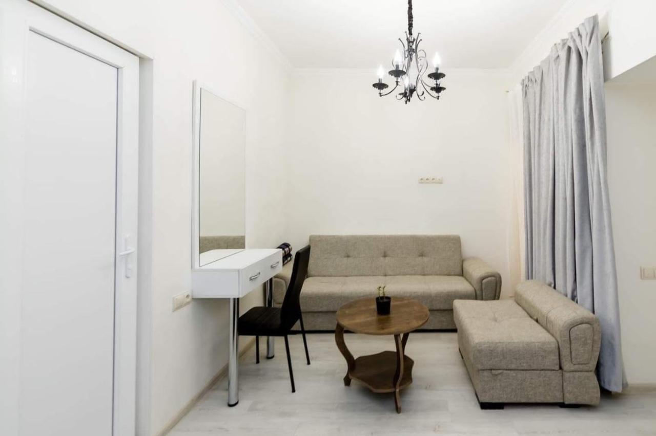 Old Garden Hotel Tbilisi Ngoại thất bức ảnh