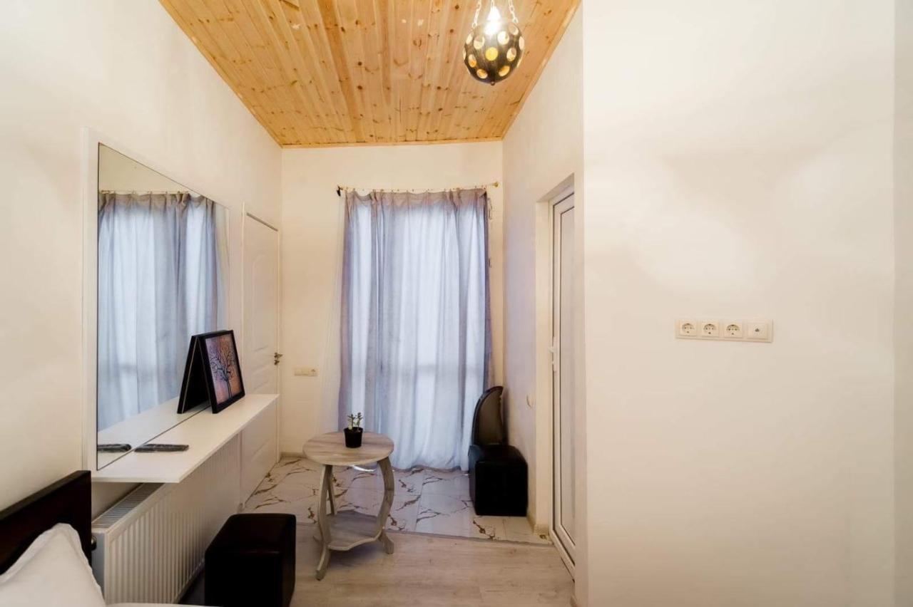 Old Garden Hotel Tbilisi Ngoại thất bức ảnh